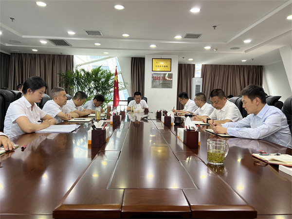 1687318422803781ZZFu.jpg 水環(huán)境公司傳達落實集團黨委(擴大)會議精神照片.jpg